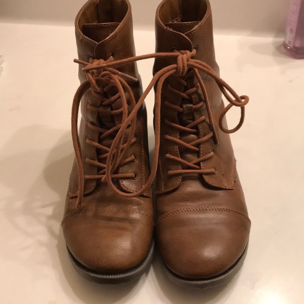 Target lace up boots W/Zipper